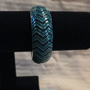 Chevron Patterned Teal Bracelet